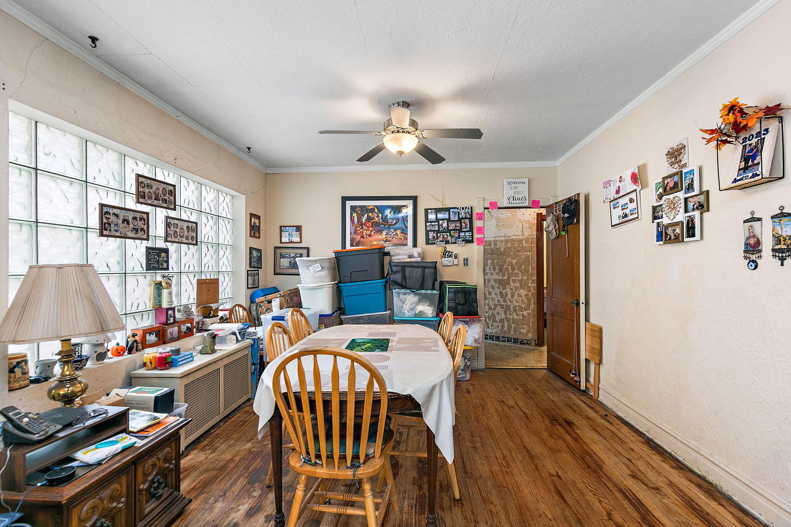7928 W Barry Avenue, Elmwood Park, IL 60707
