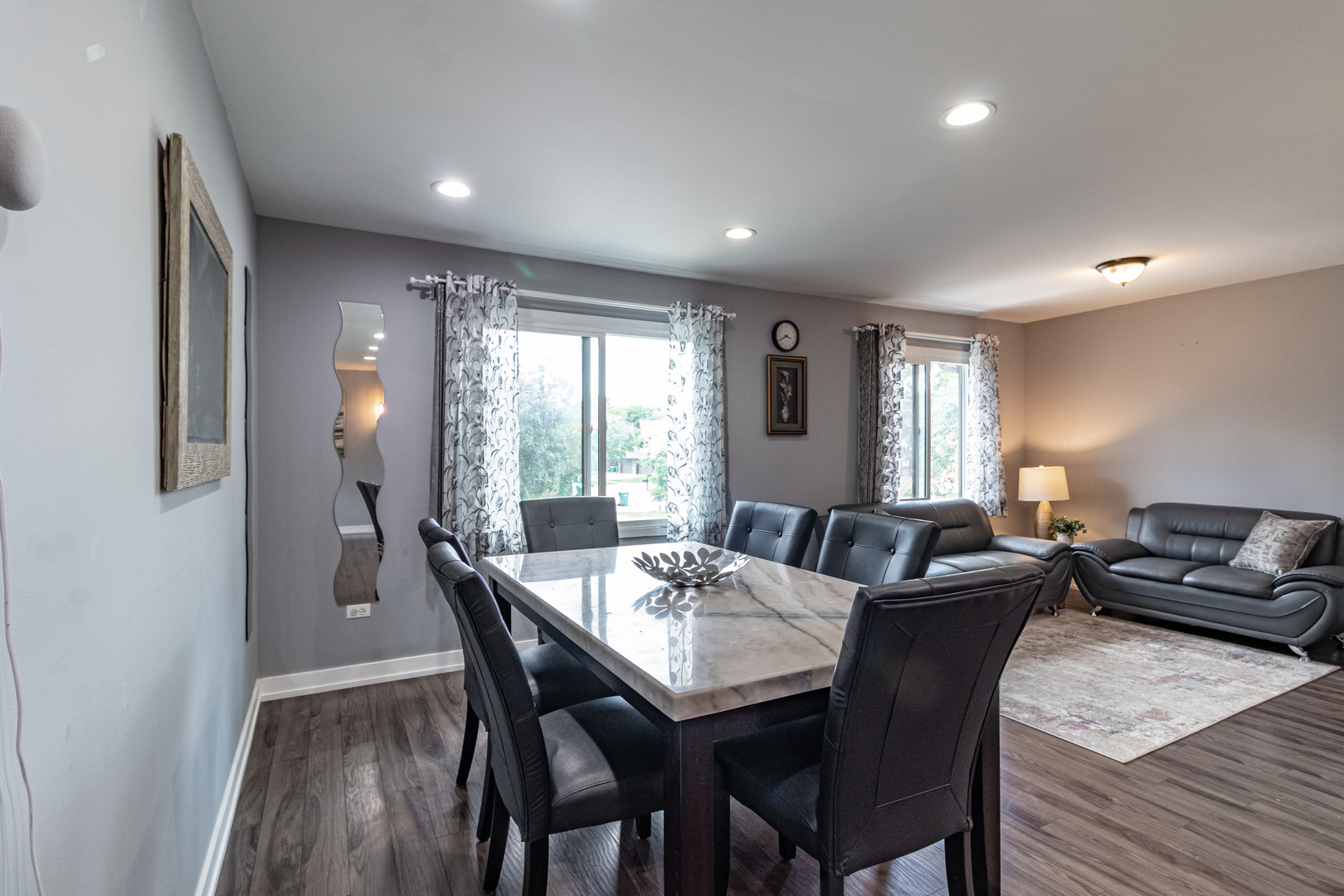 1426 Chippewa Trail, Wheeling, IL 60090