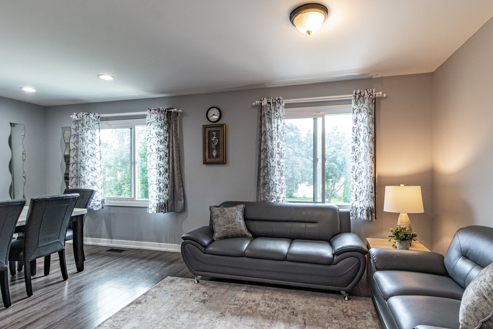 1426 Chippewa Trail, Wheeling, IL 60090