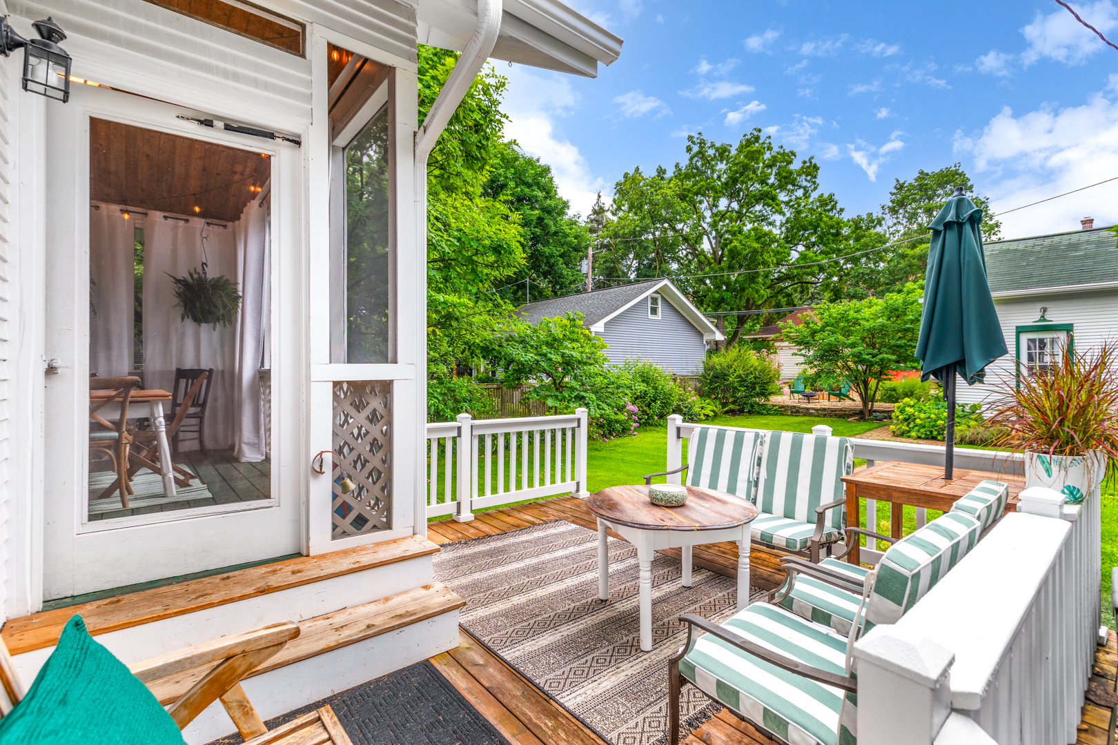 215 S Columbia Street, Naperville, IL 60540