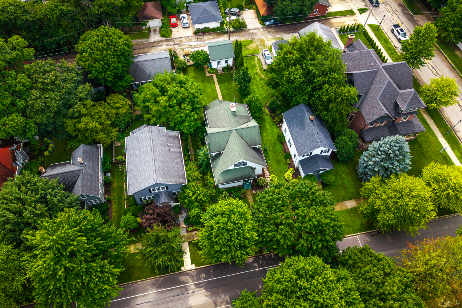 215 S Columbia Street, Naperville, IL 60540