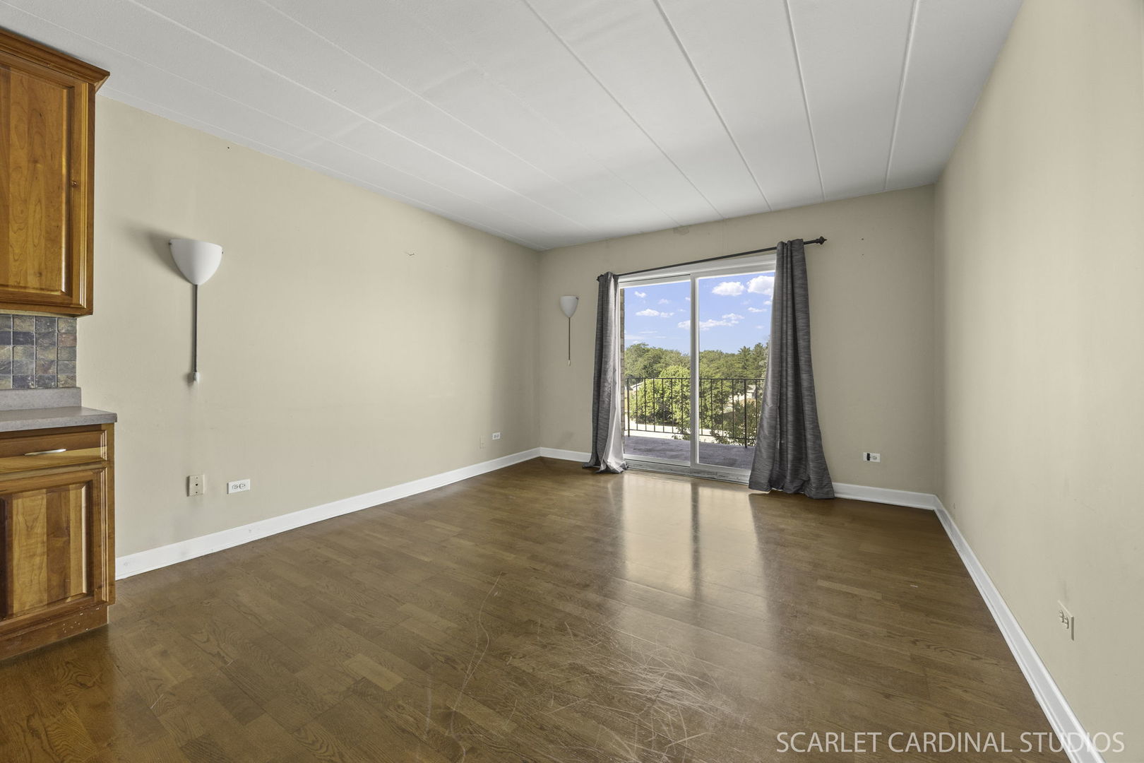 1000 S Lorraine Road #412, Wheaton, IL 60189