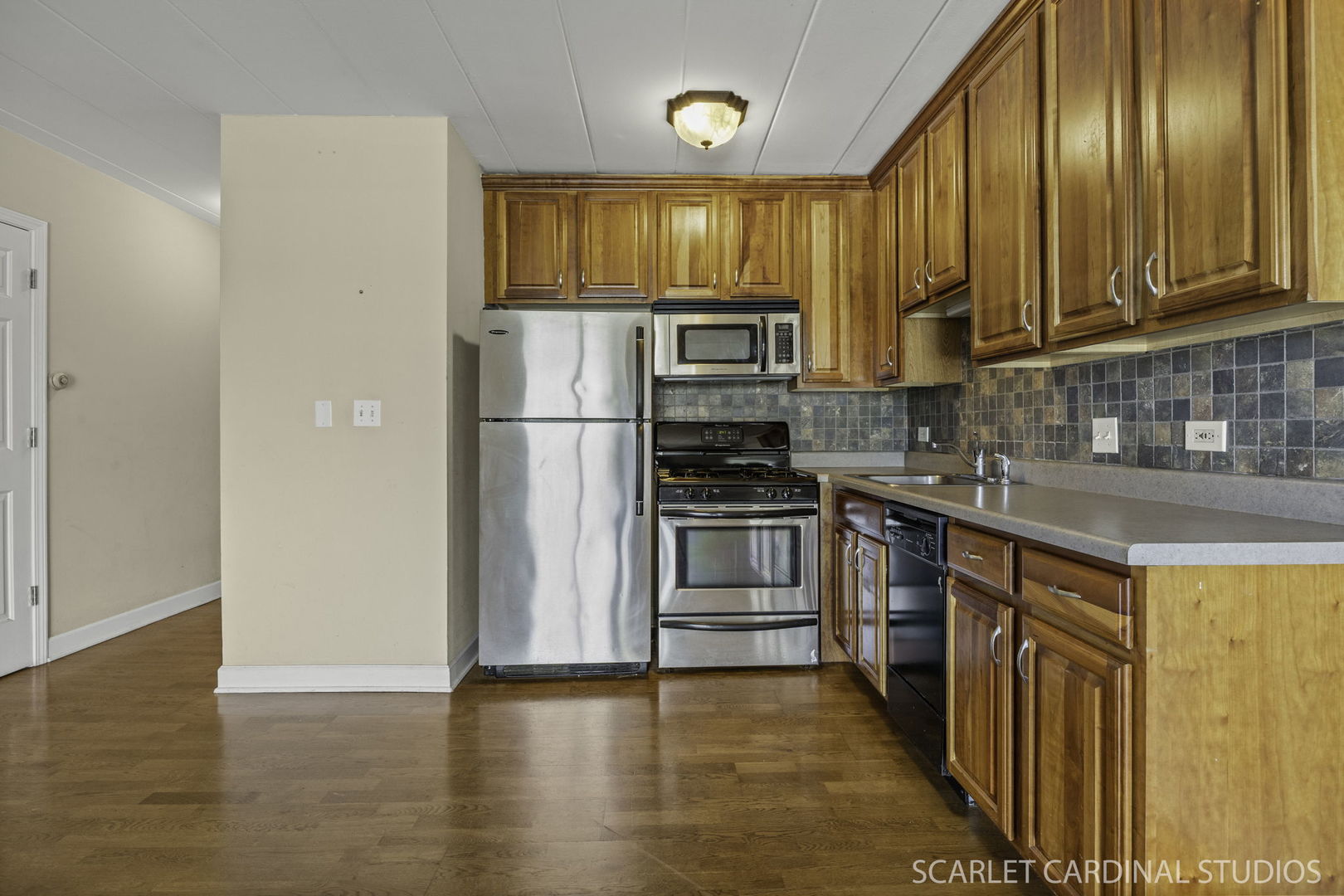 1000 S Lorraine Road #412, Wheaton, IL 60189