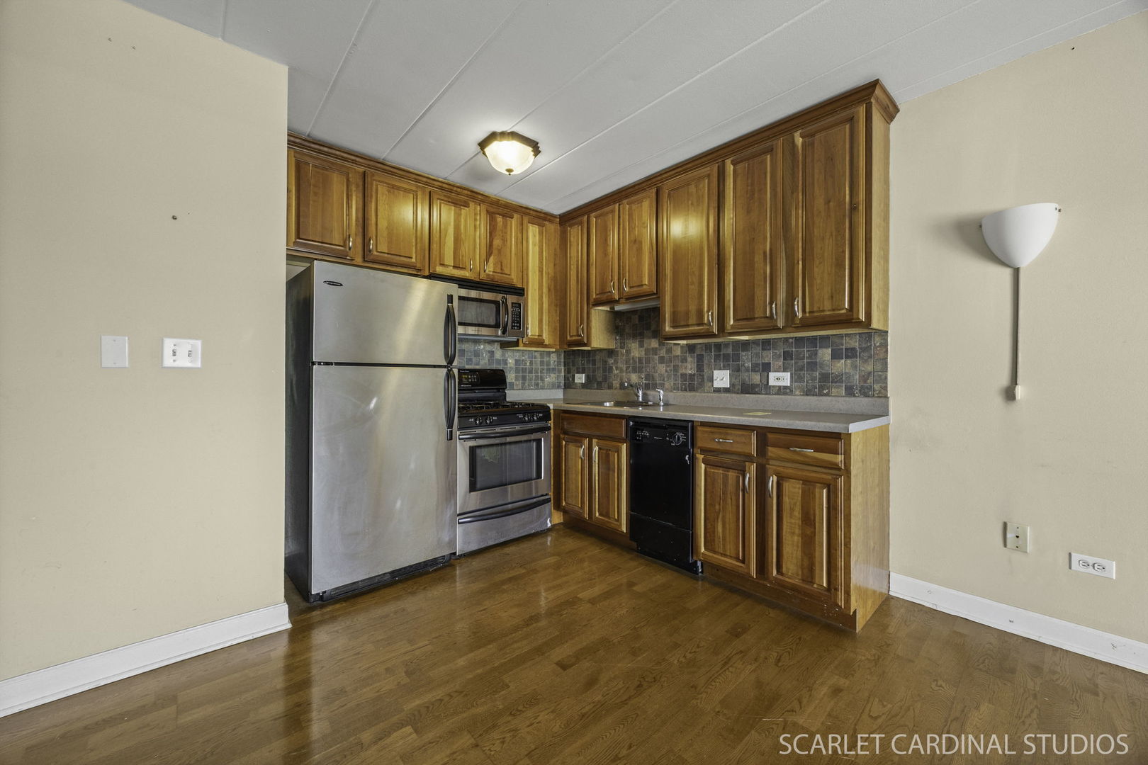 1000 S Lorraine Road #412, Wheaton, IL 60189