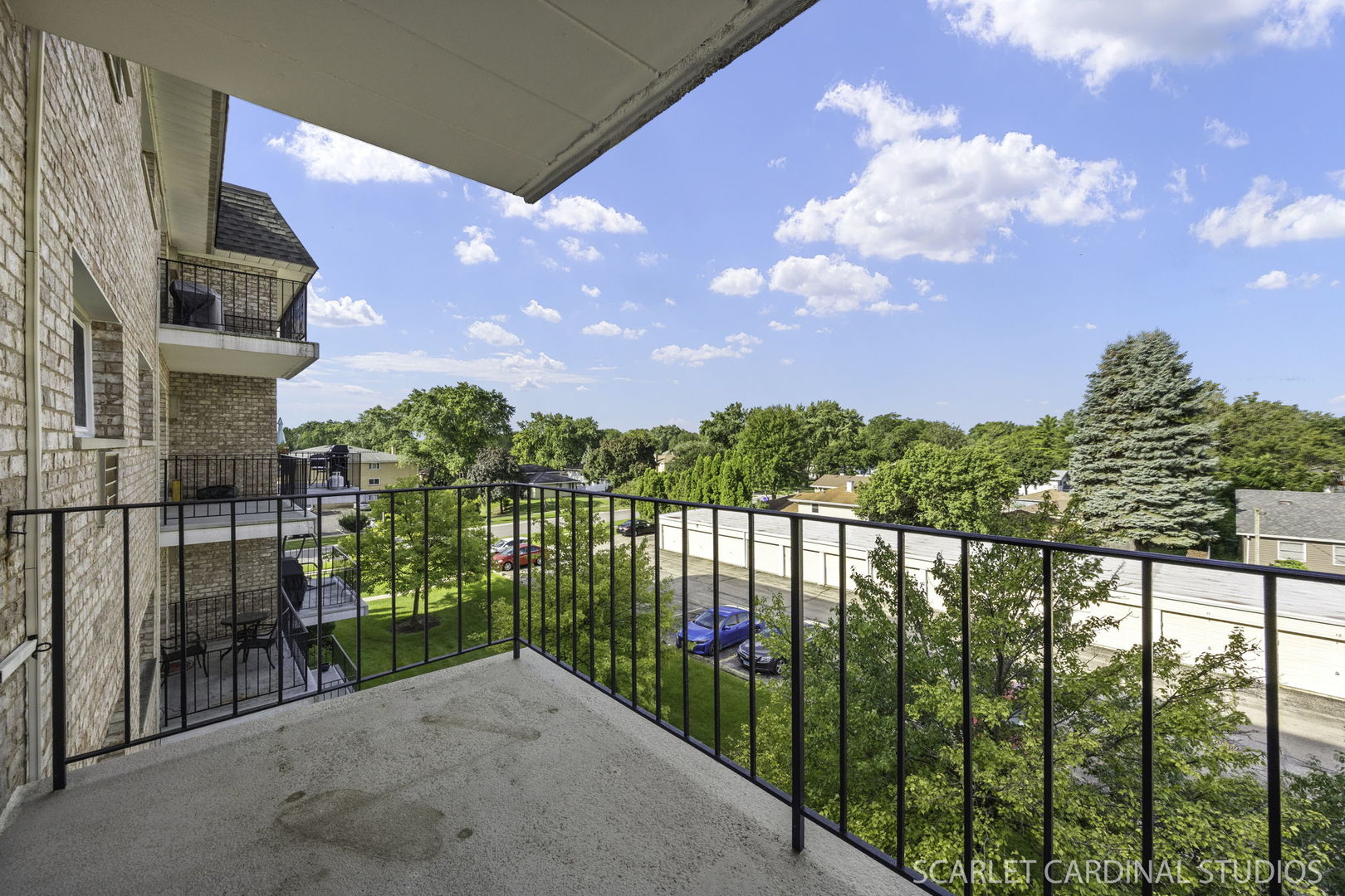 1000 S Lorraine Road #412, Wheaton, IL 60189