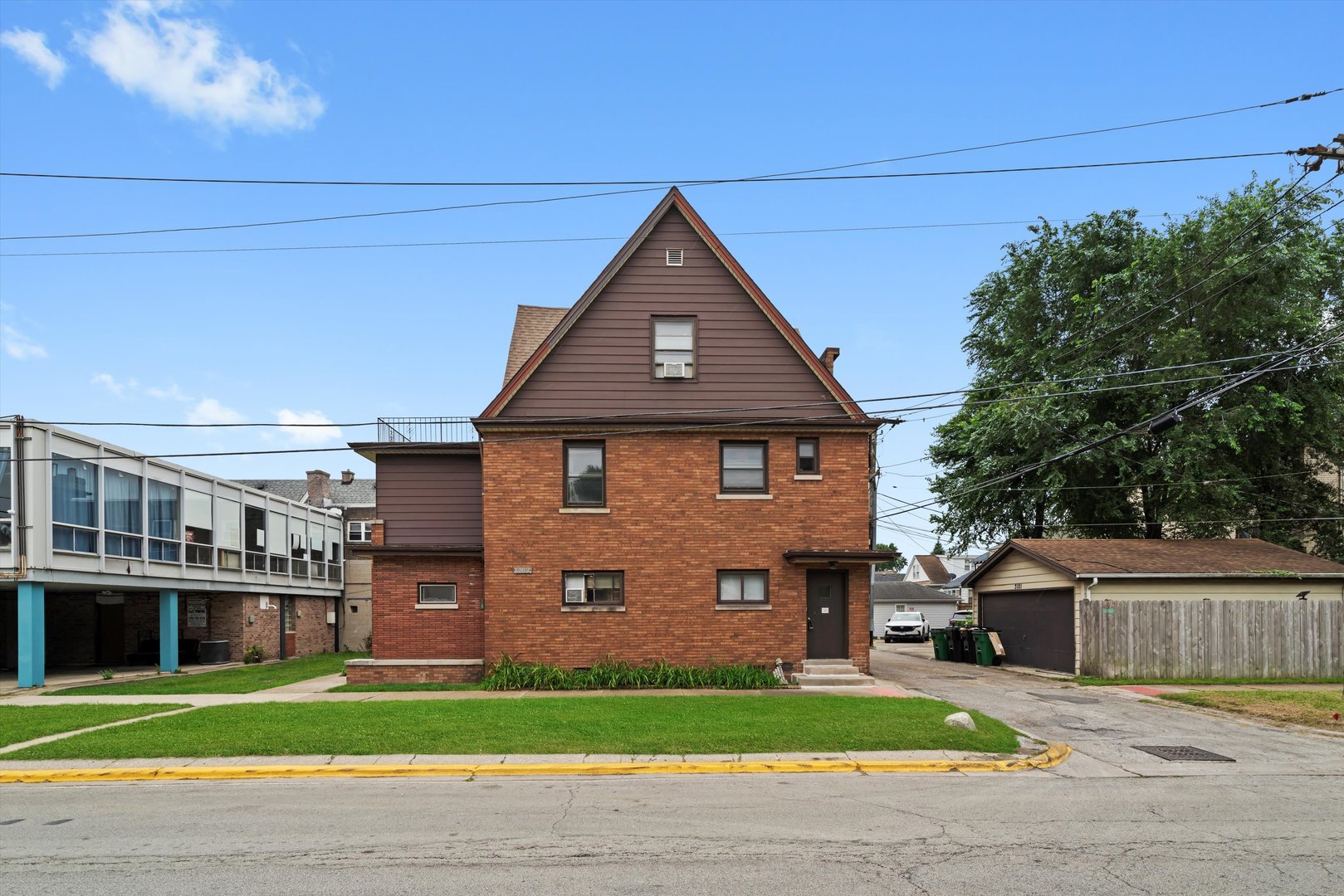 6810 31st Street, Berwyn, IL 60402