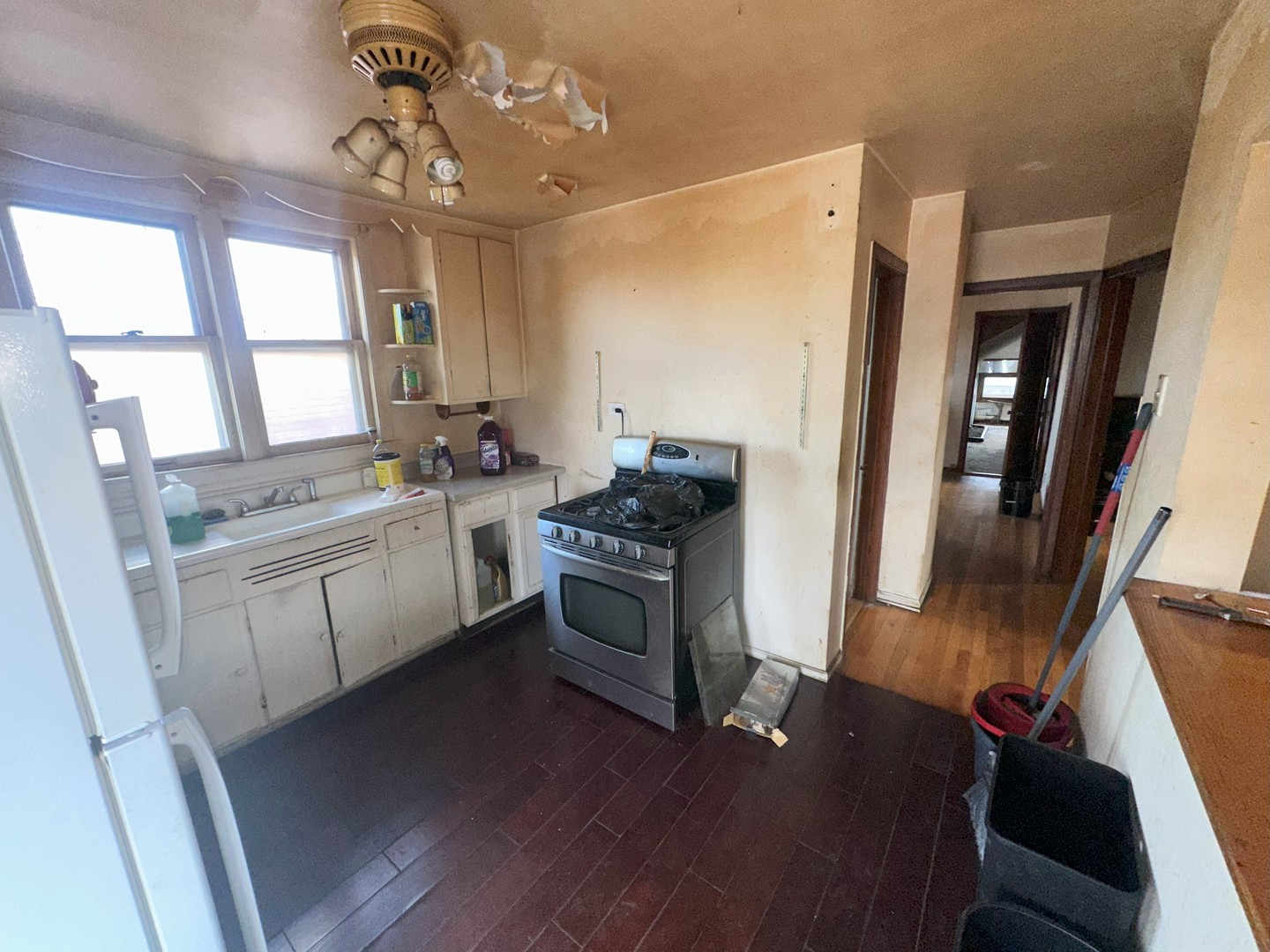 3736 W 61st Place, Chicago, IL 60629