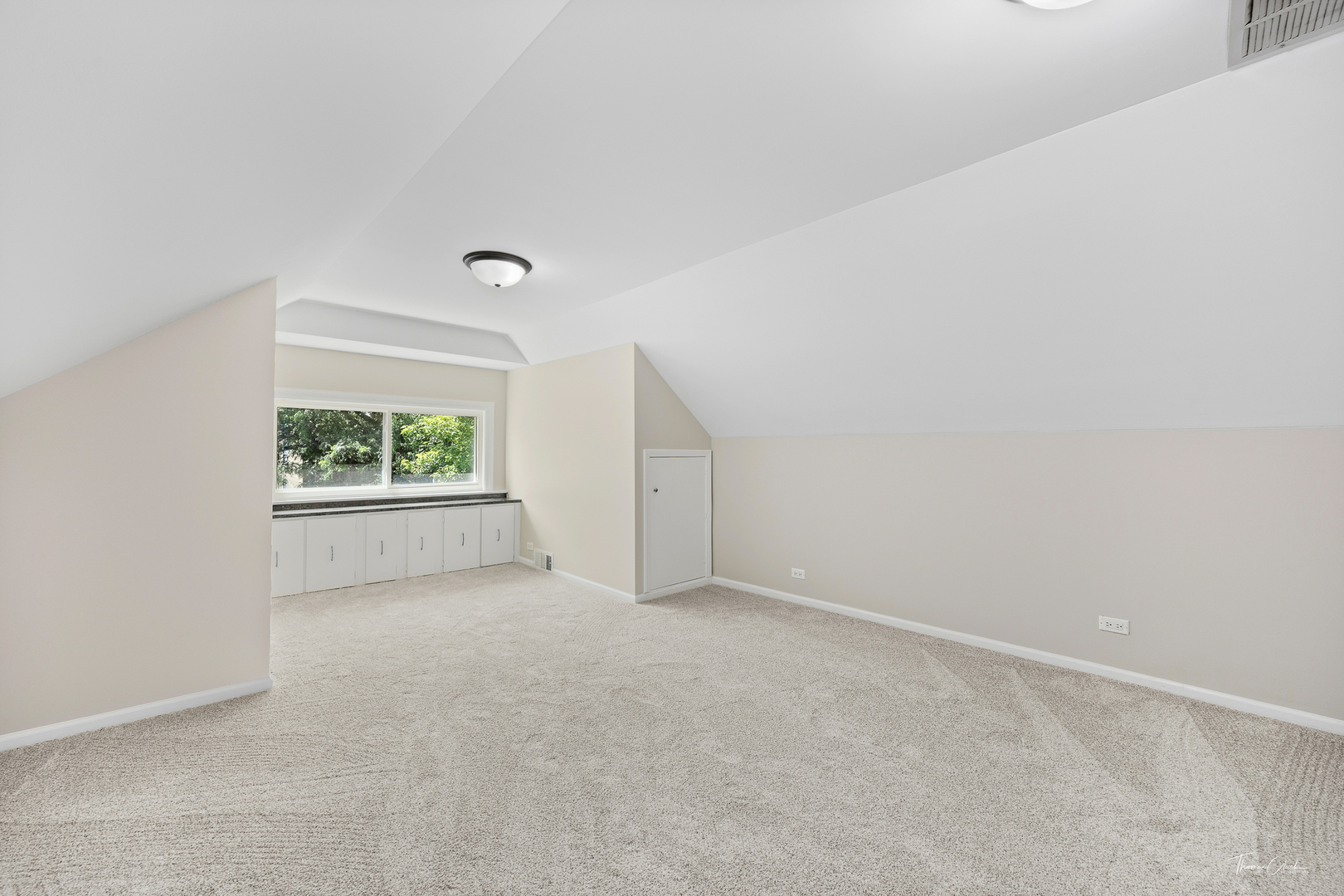 1329 Wisconsin Avenue, Berwyn, IL 60402