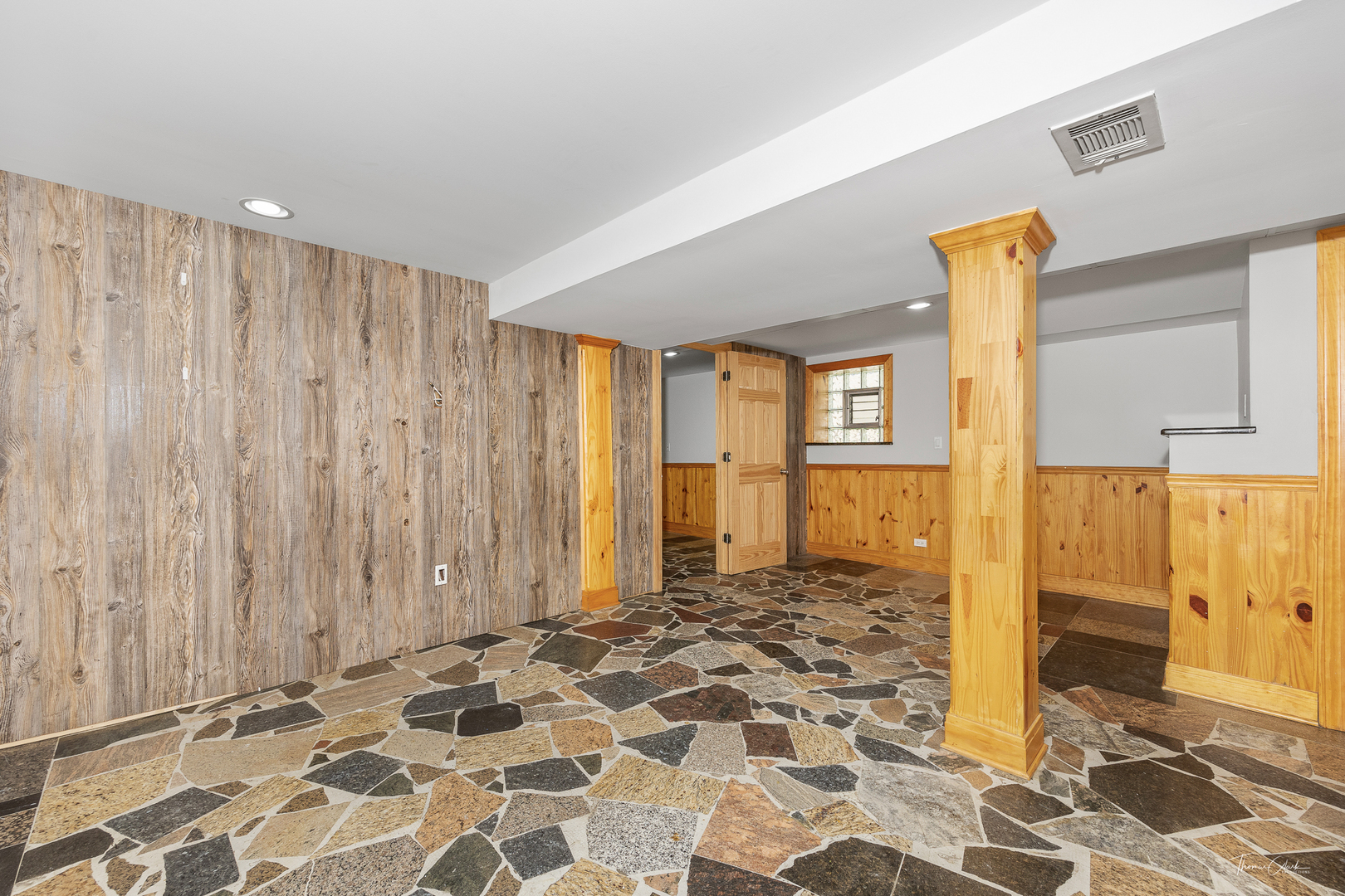 1329 Wisconsin Avenue, Berwyn, IL 60402