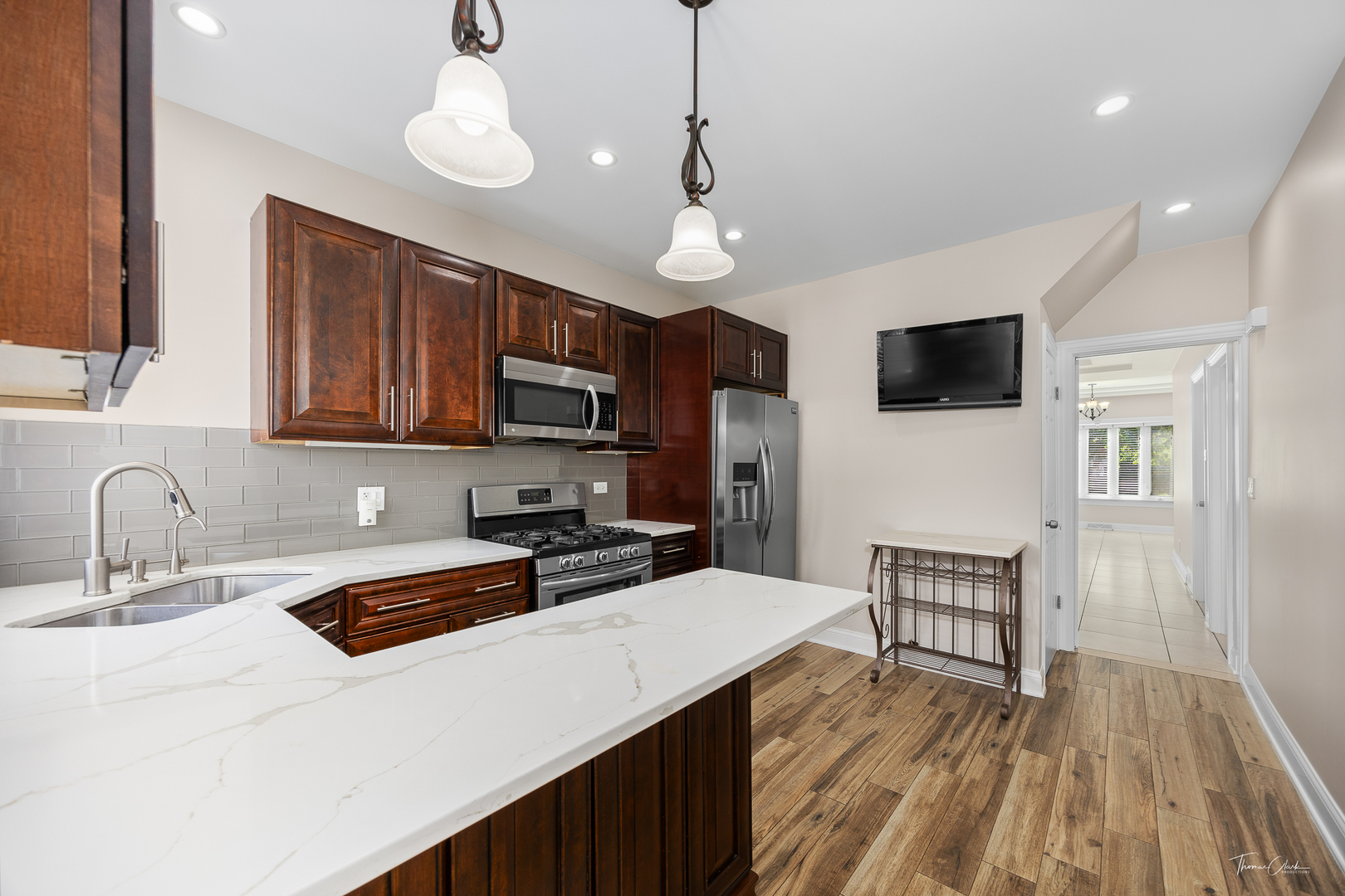 1329 Wisconsin Avenue, Berwyn, IL 60402