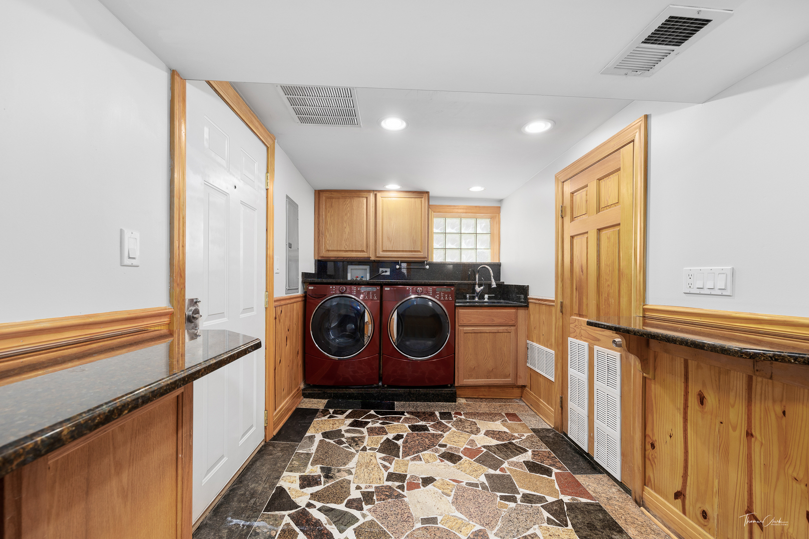 1329 Wisconsin Avenue, Berwyn, IL 60402