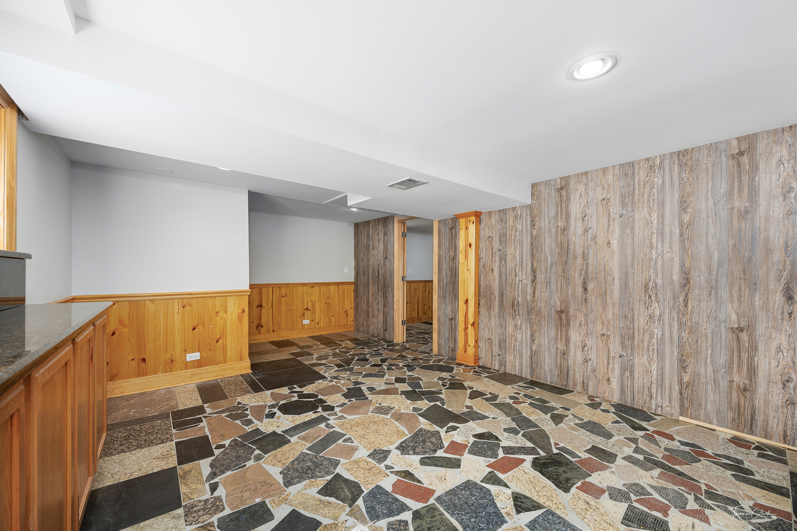1329 Wisconsin Avenue, Berwyn, IL 60402