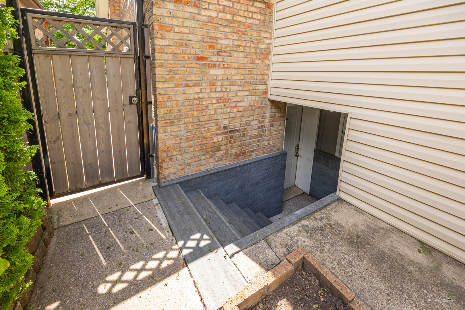 1329 Wisconsin Avenue, Berwyn, IL 60402