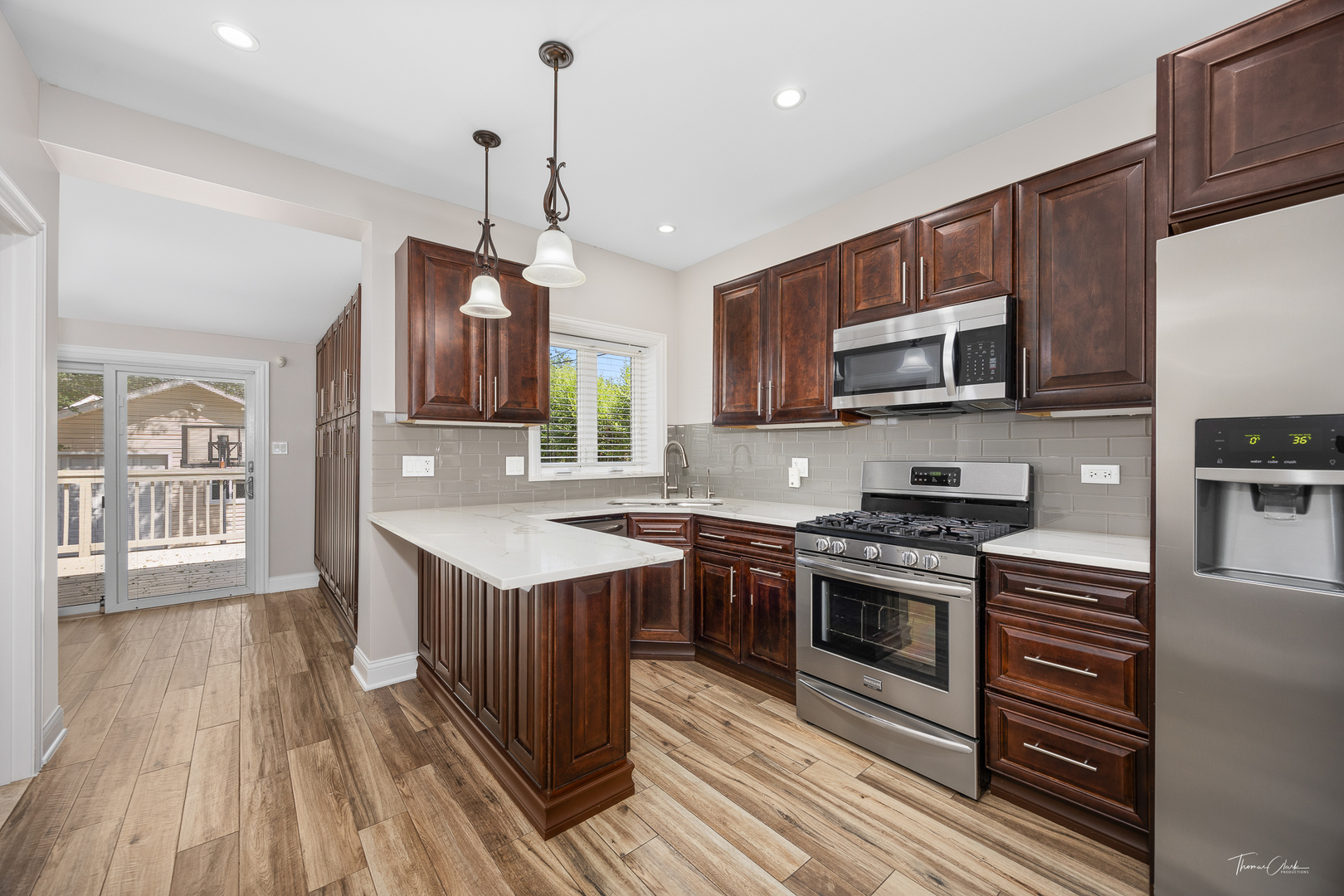 1329 Wisconsin Avenue, Berwyn, IL 60402