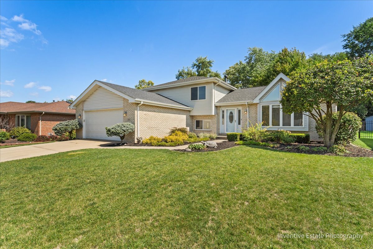 506 Navajo Drive, New Lenox, IL 60451