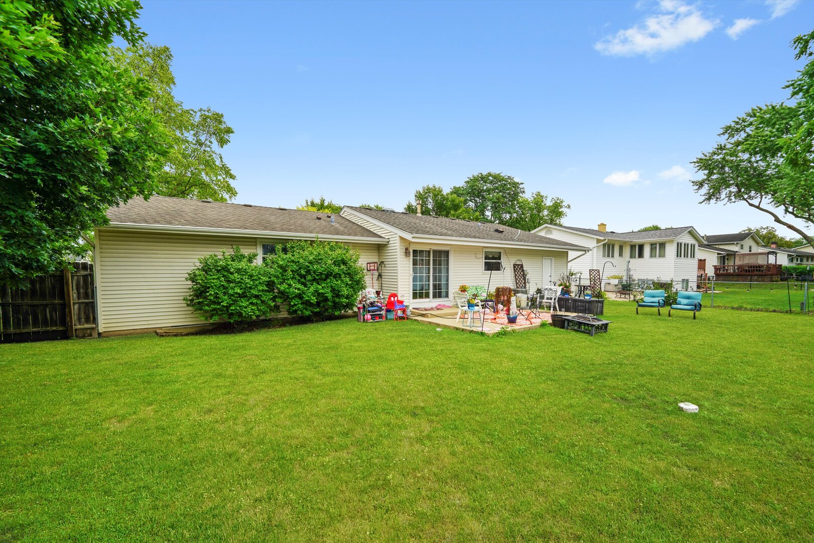 1163 E Plate Drive, Palatine, IL 60074