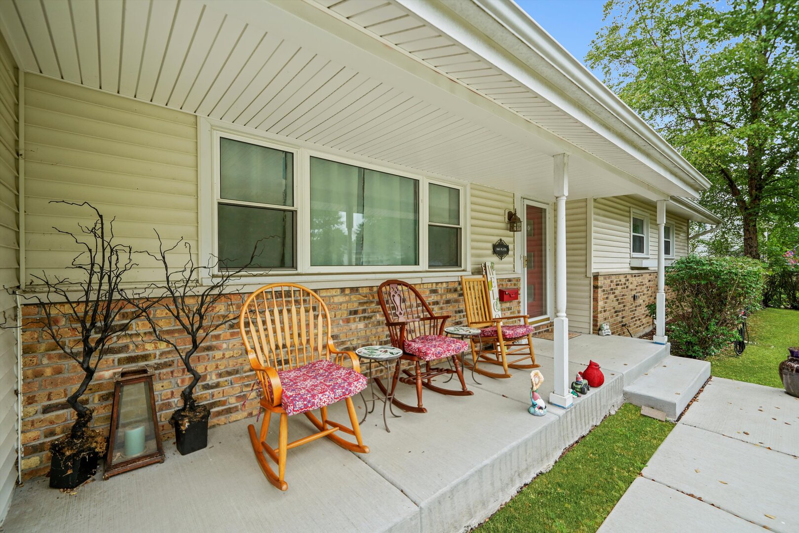 1163 E Plate Drive, Palatine, IL 60074