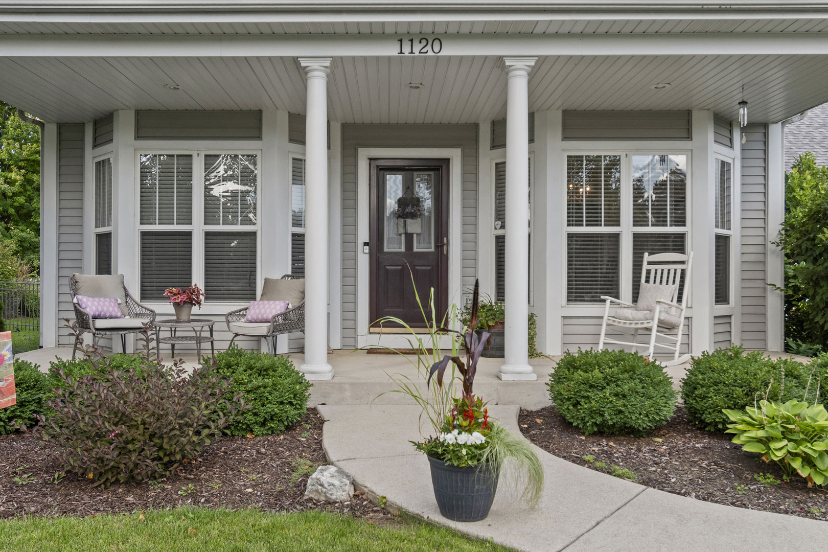 1120 Walker Court, Elburn, IL 60119