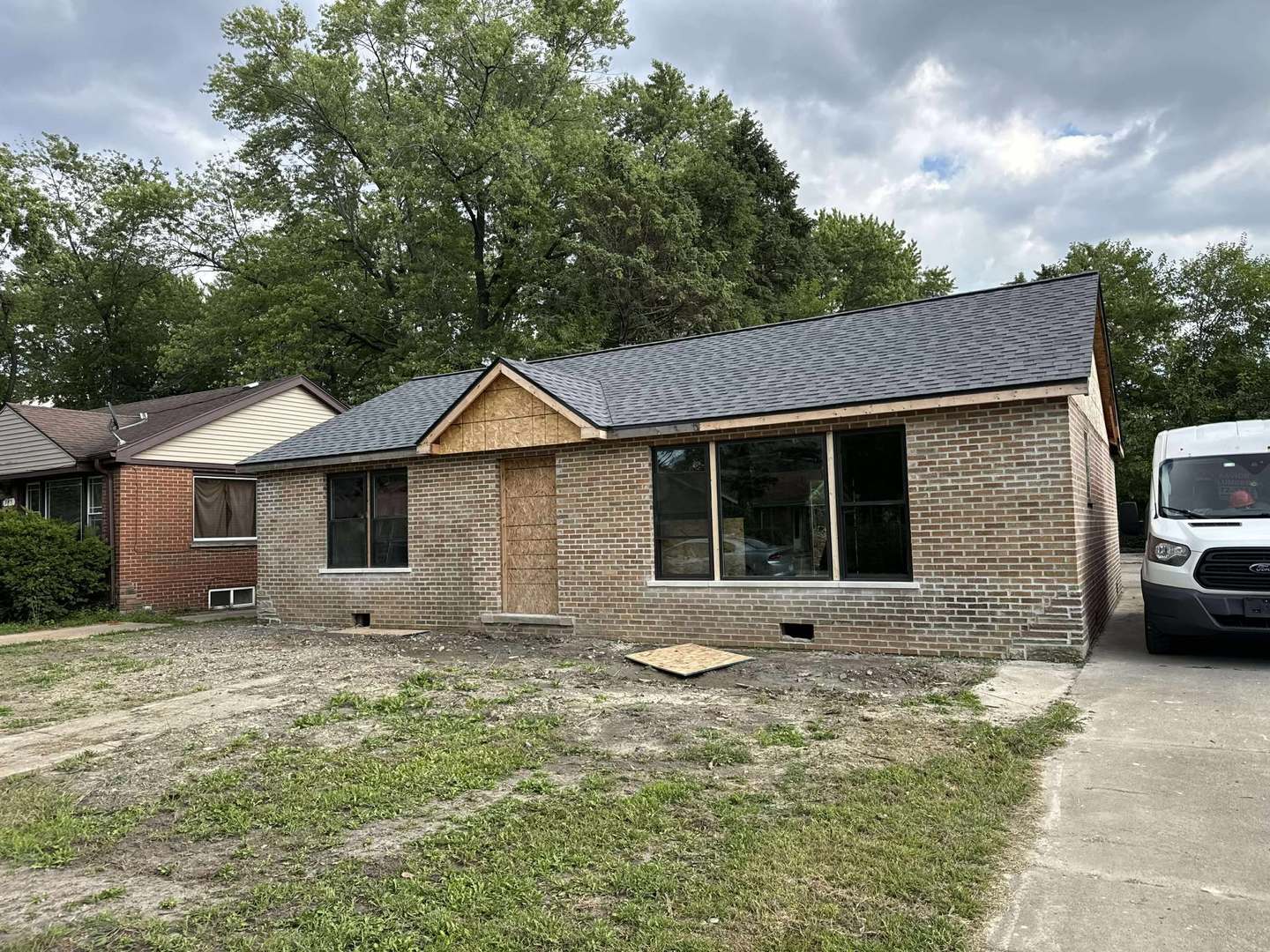 737 E 155th Place, South Holland, IL 60473