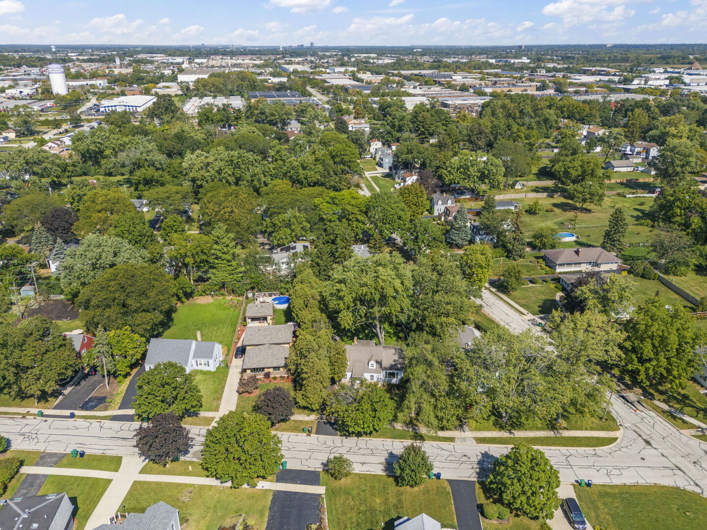 306 W Sunset Avenue, Lombard, IL 60148