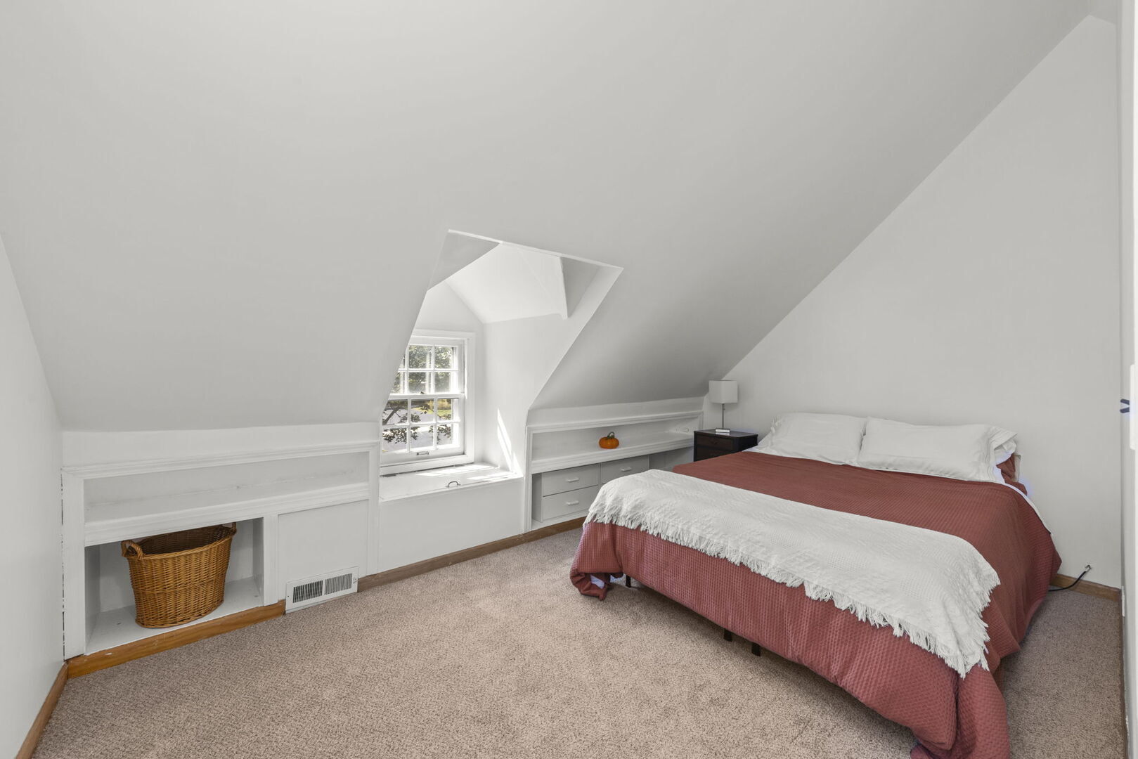 306 W Sunset Avenue, Lombard, IL 60148