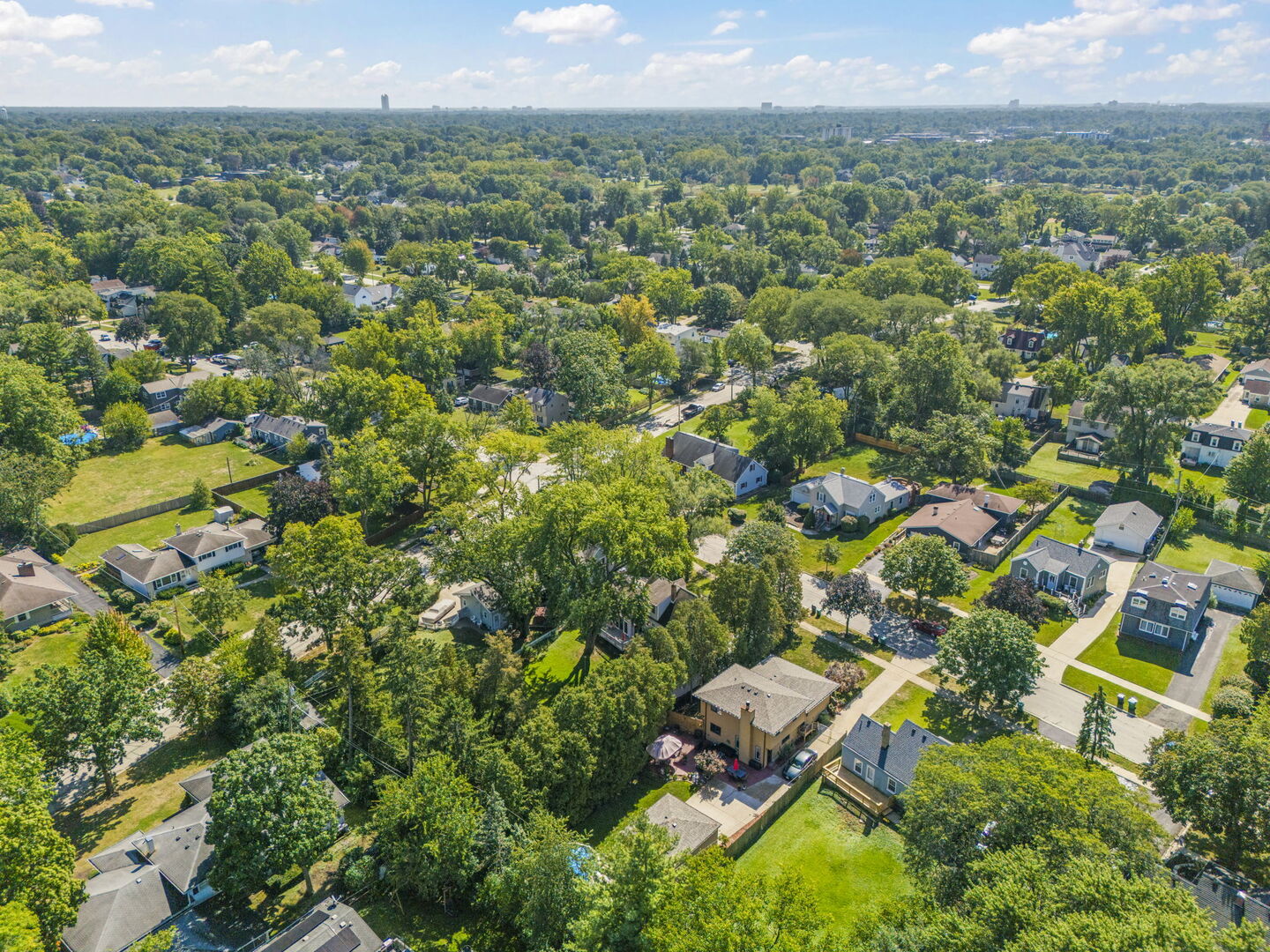 306 W Sunset Avenue, Lombard, IL 60148