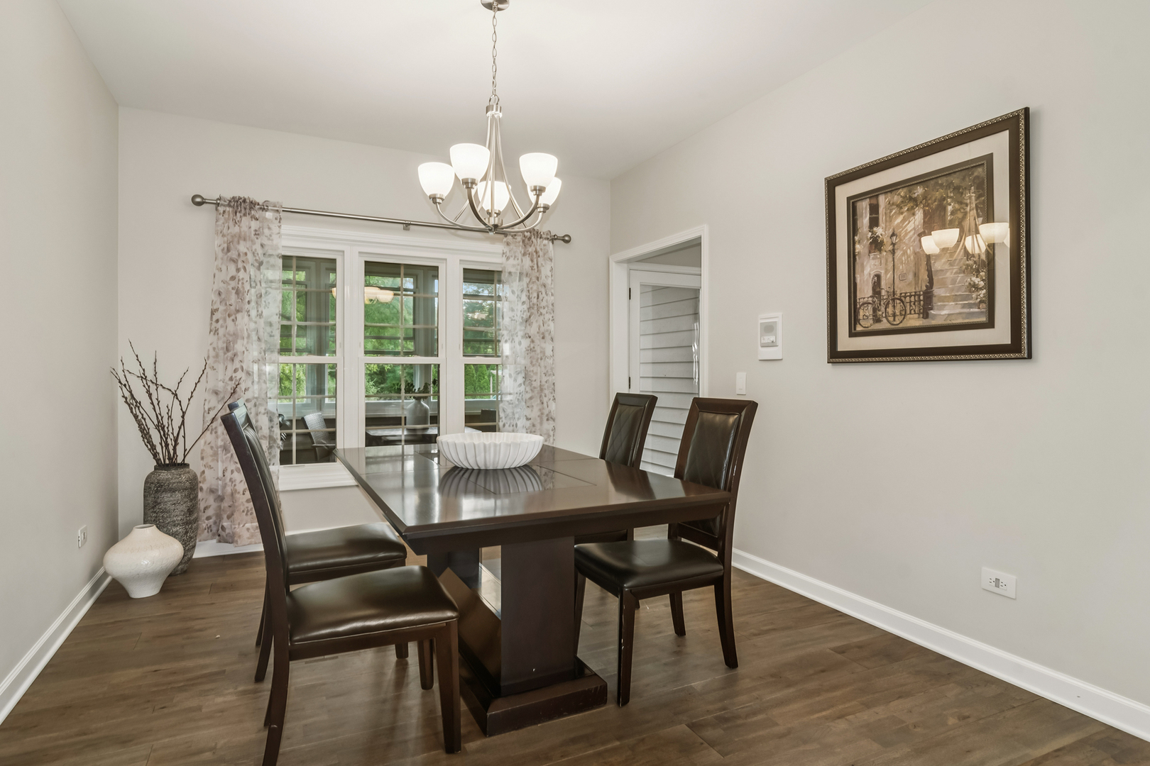 175 Sycamore Drive, Hawthorn Woods, IL 60047