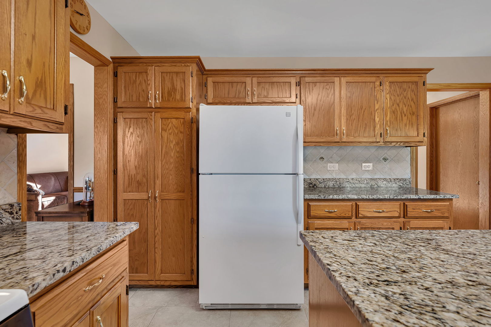 390 Kromray Road, Lemont, IL 60439