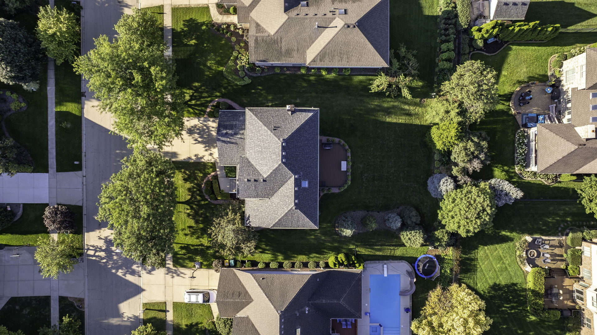 390 Kromray Road, Lemont, IL 60439