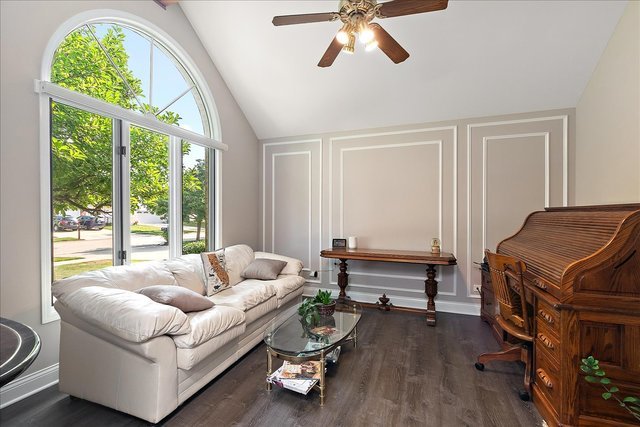 16609 W Saddlewood Drive, Lockport, IL 60441