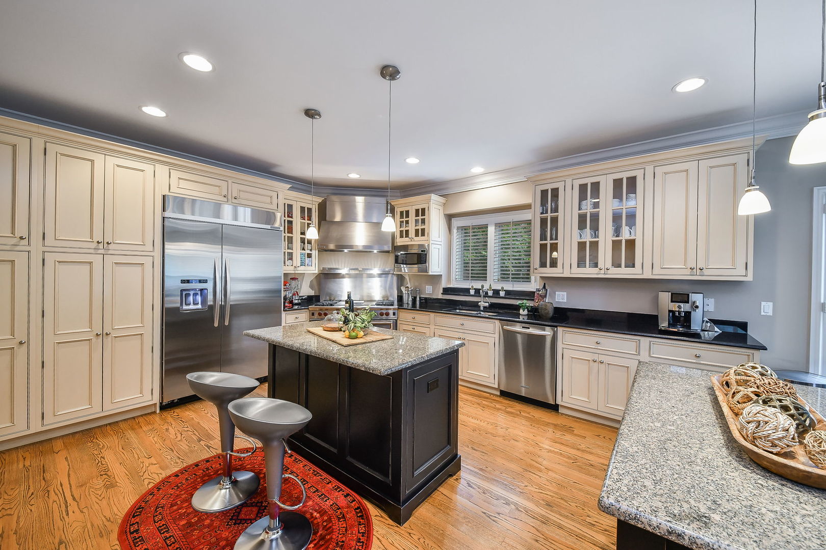 360 N Main Street, Glen Ellyn, IL 60137