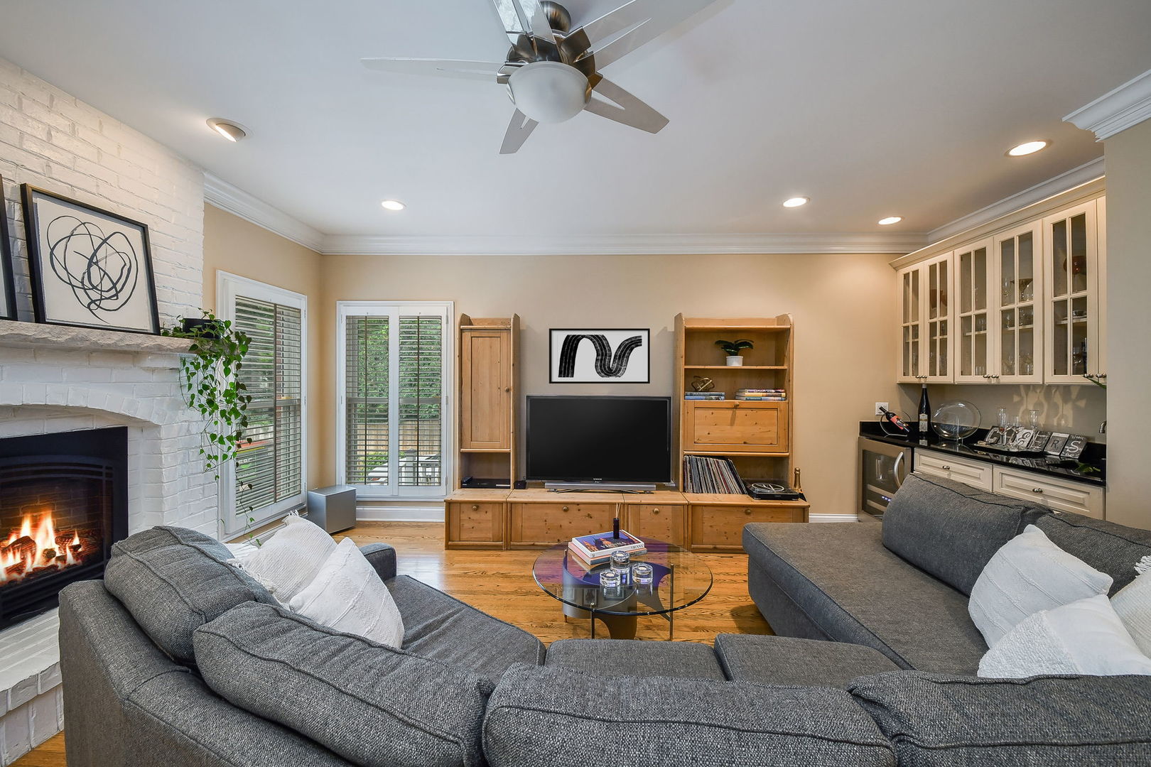 360 N Main Street, Glen Ellyn, IL 60137