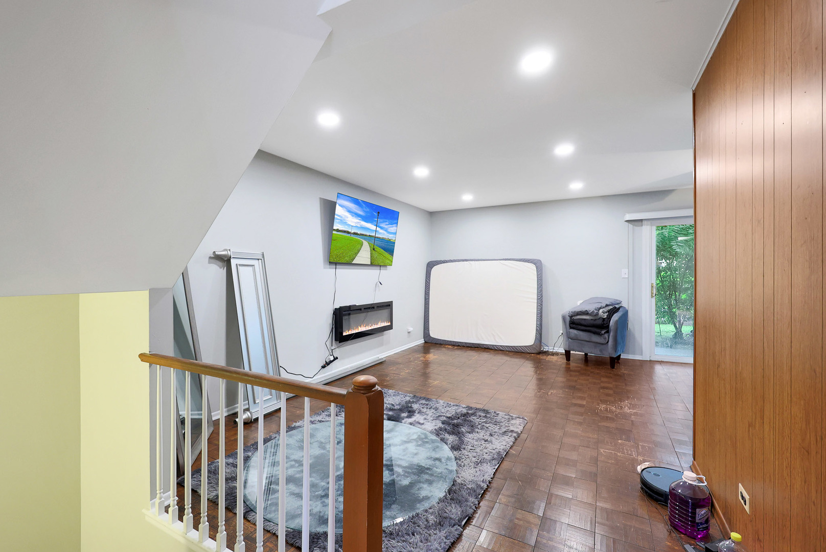 8440 Linder Court, Skokie, IL 60077