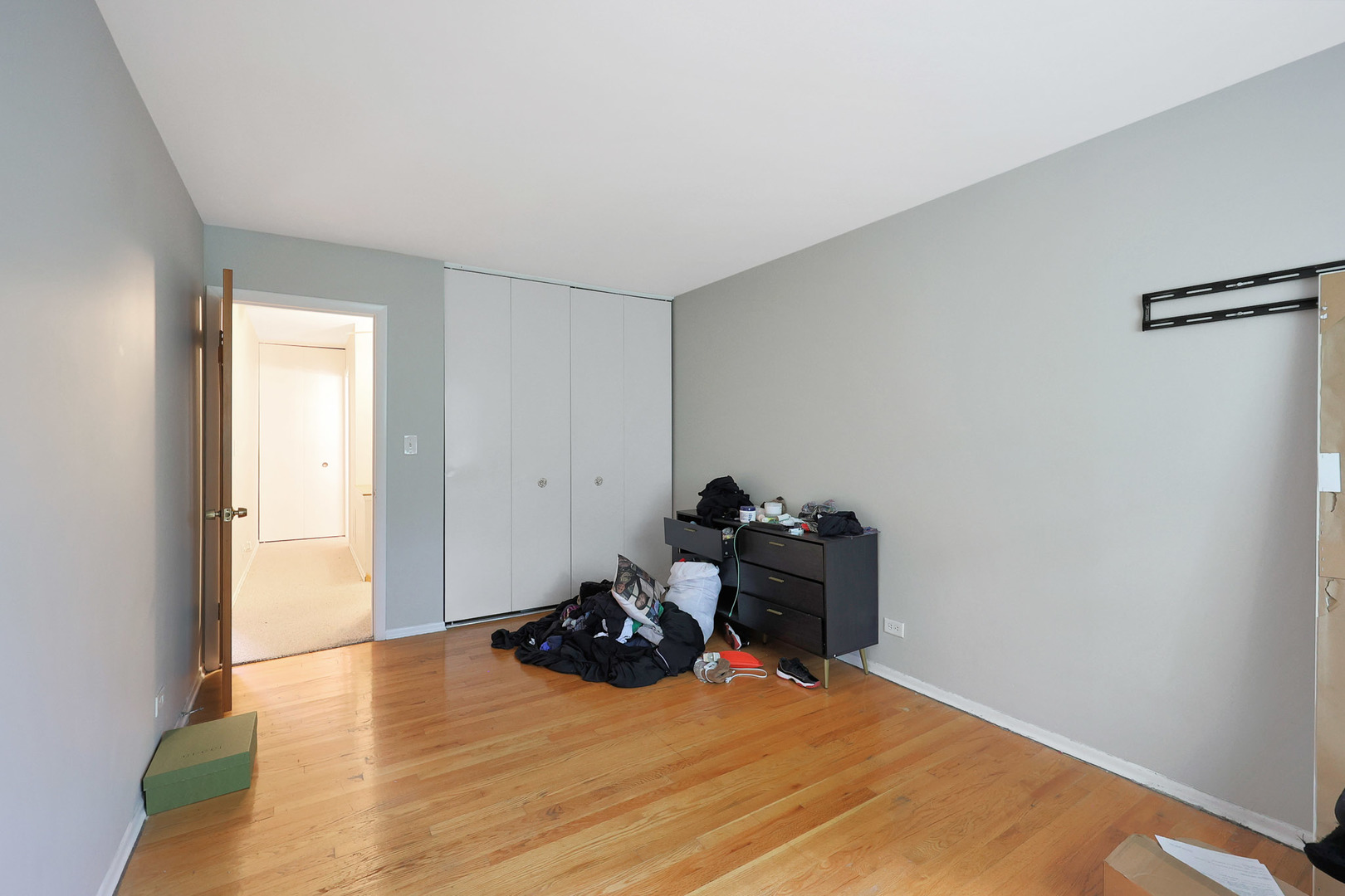 8440 Linder Court, Skokie, IL 60077