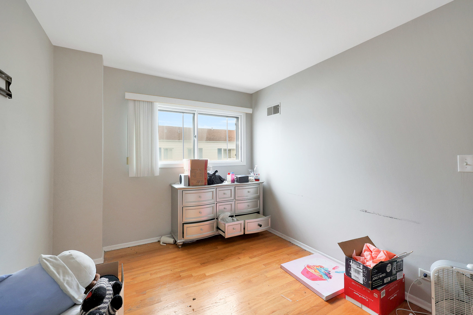8440 Linder Court, Skokie, IL 60077
