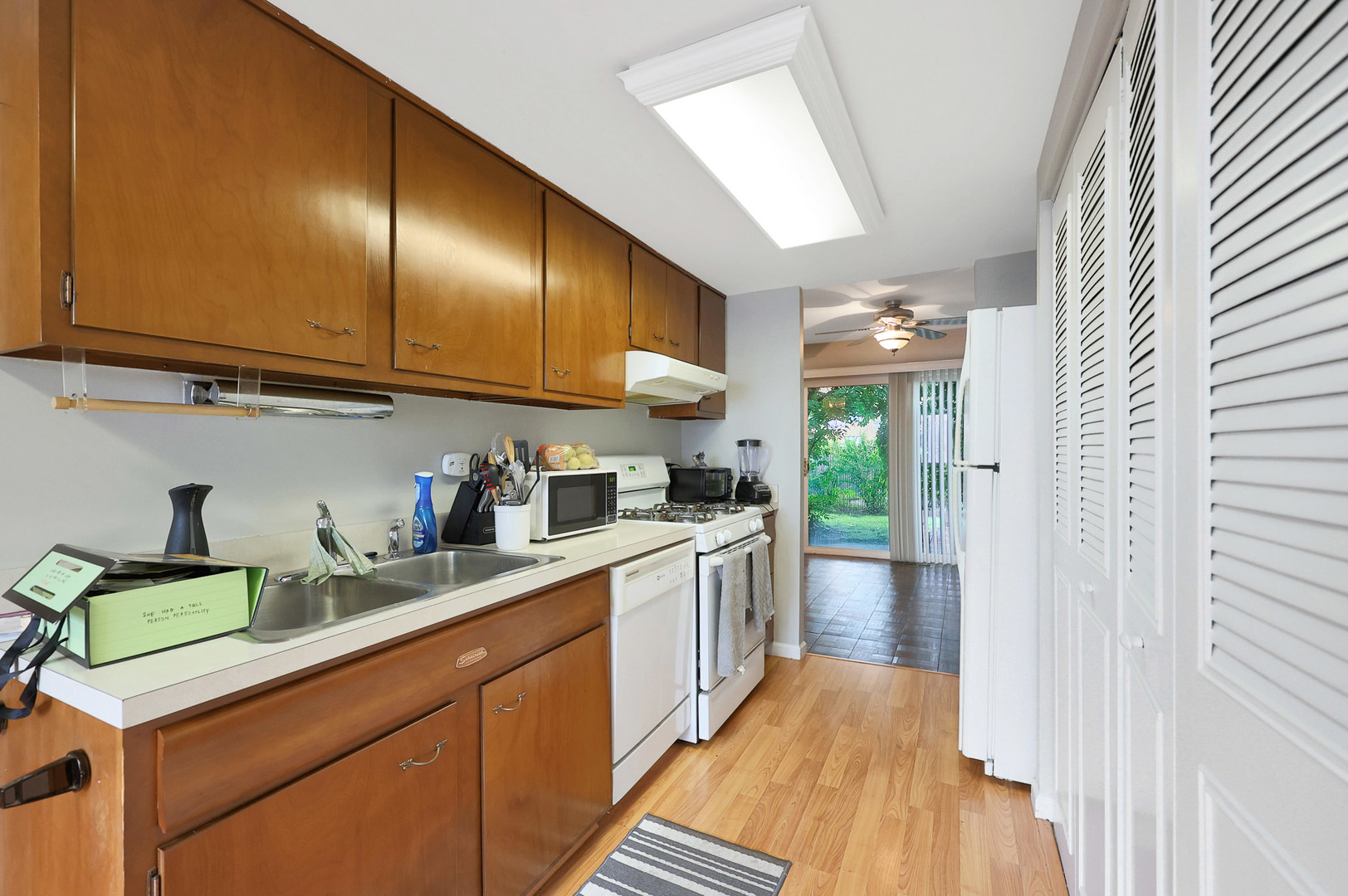 8440 Linder Court, Skokie, IL 60077