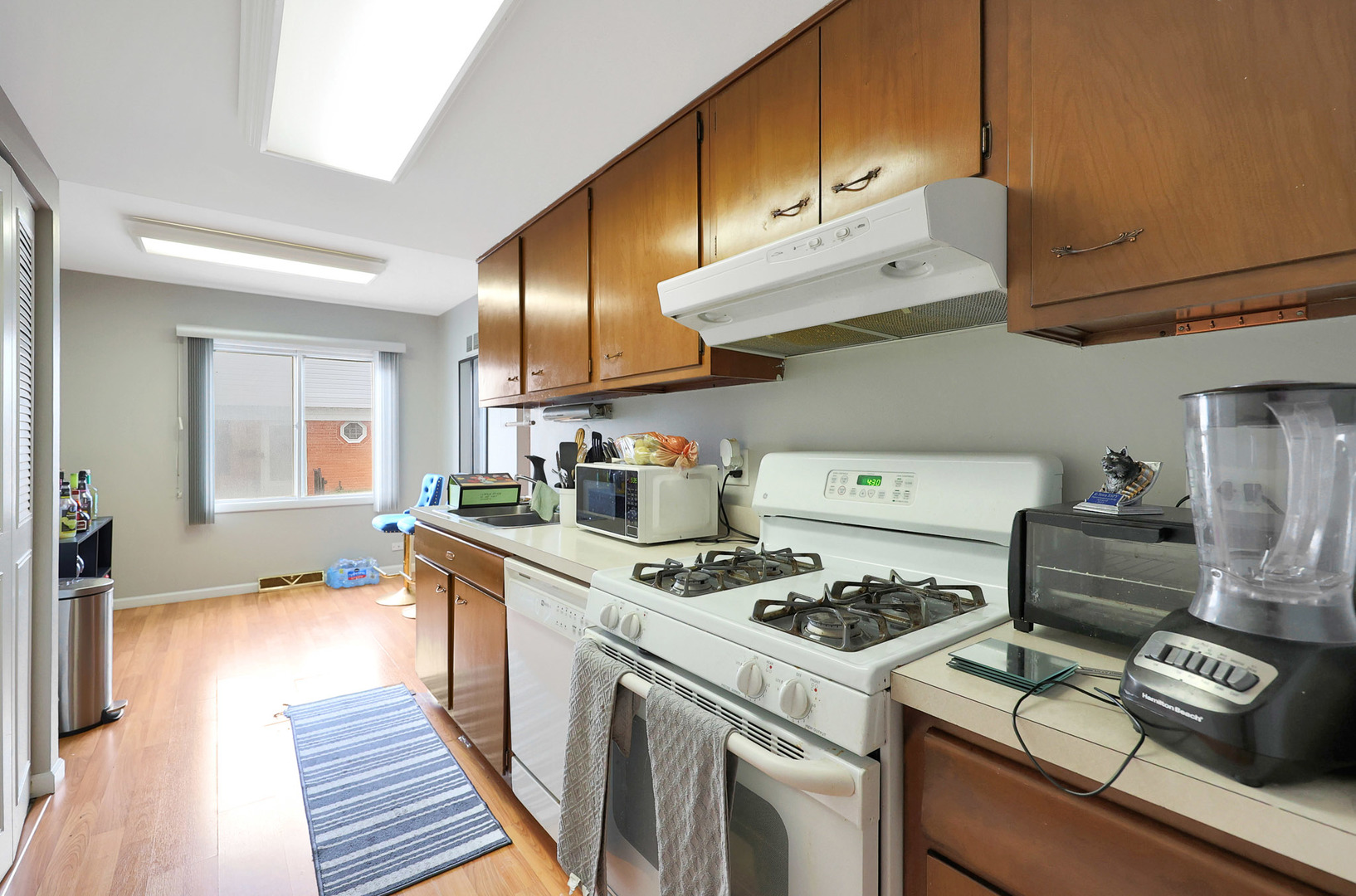8440 Linder Court, Skokie, IL 60077