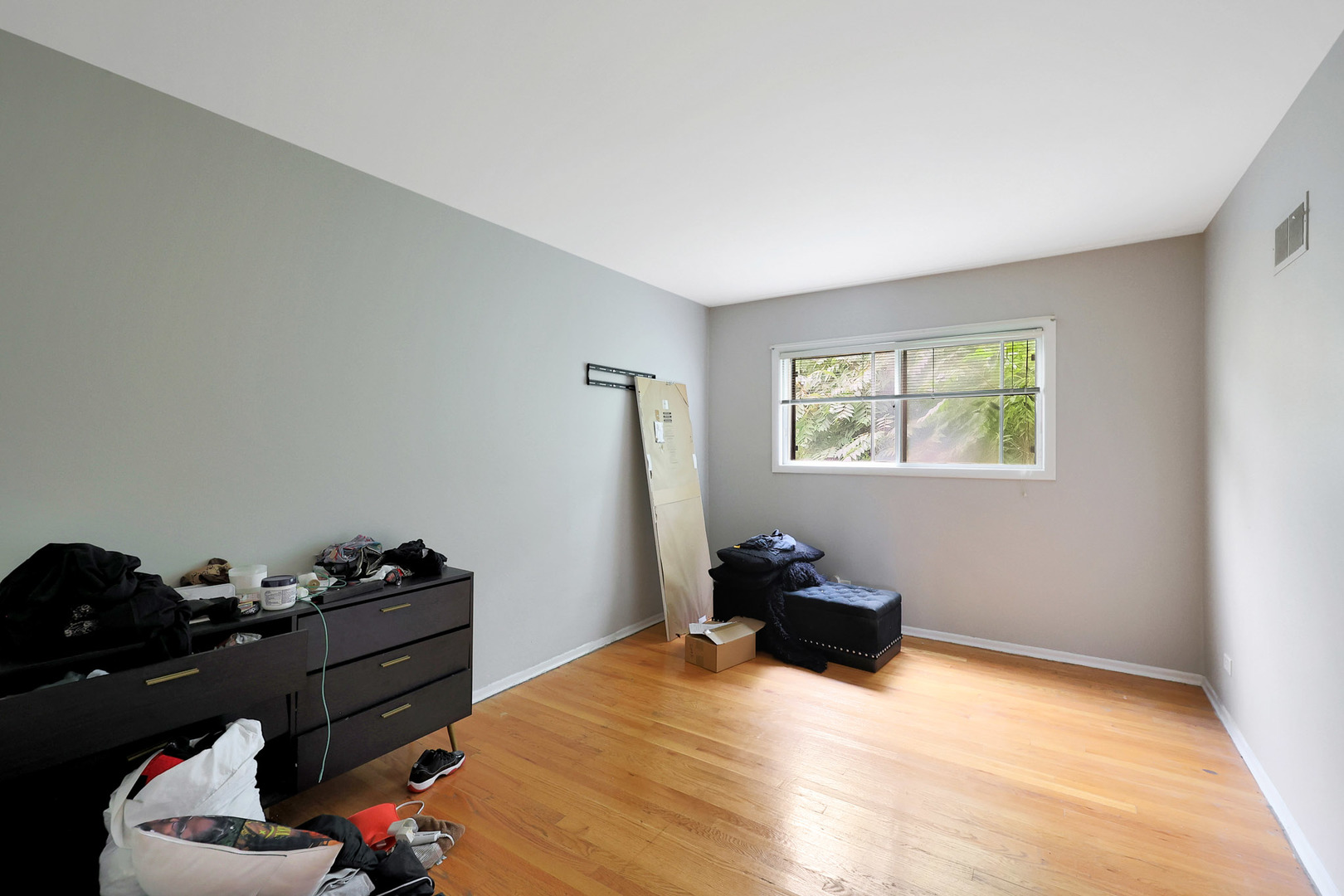8440 Linder Court, Skokie, IL 60077