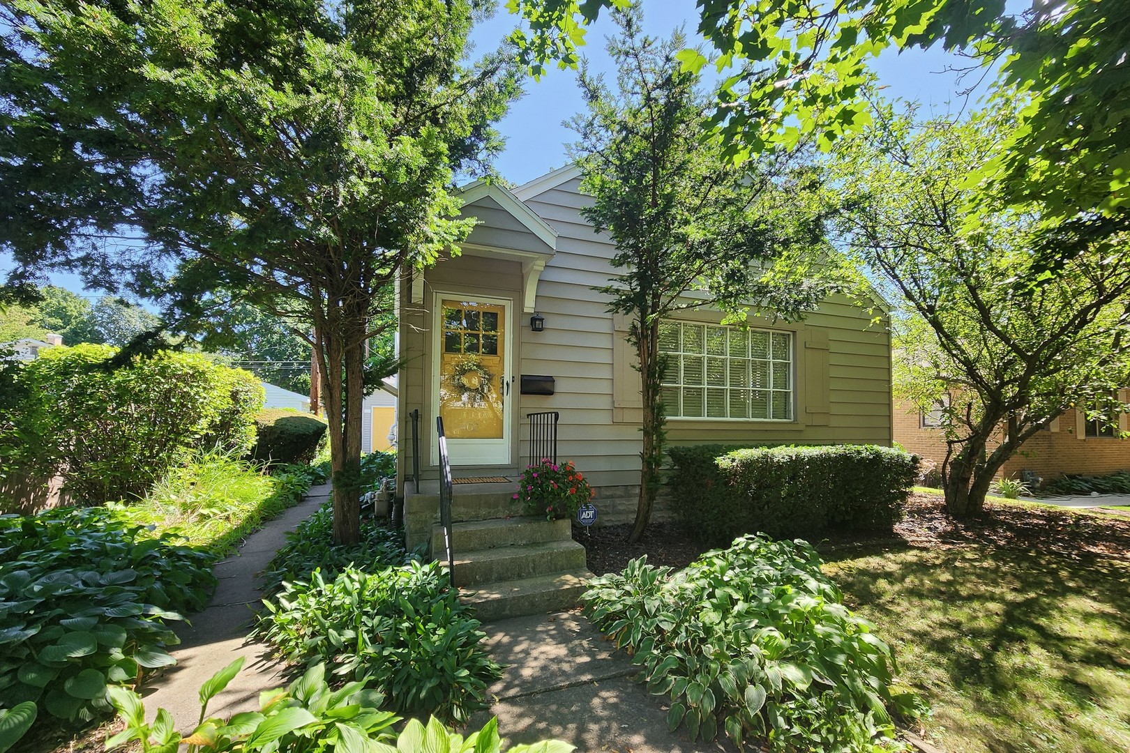 402 S Florence Avenue, Bloomington, IL 61701