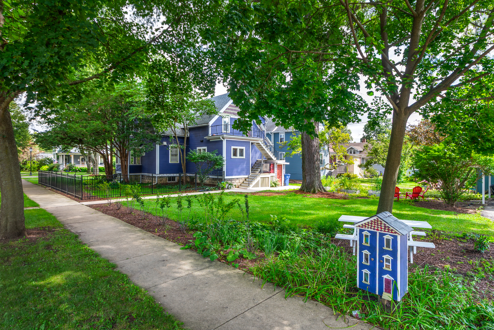 105 S Wright Street, Naperville, IL 60540