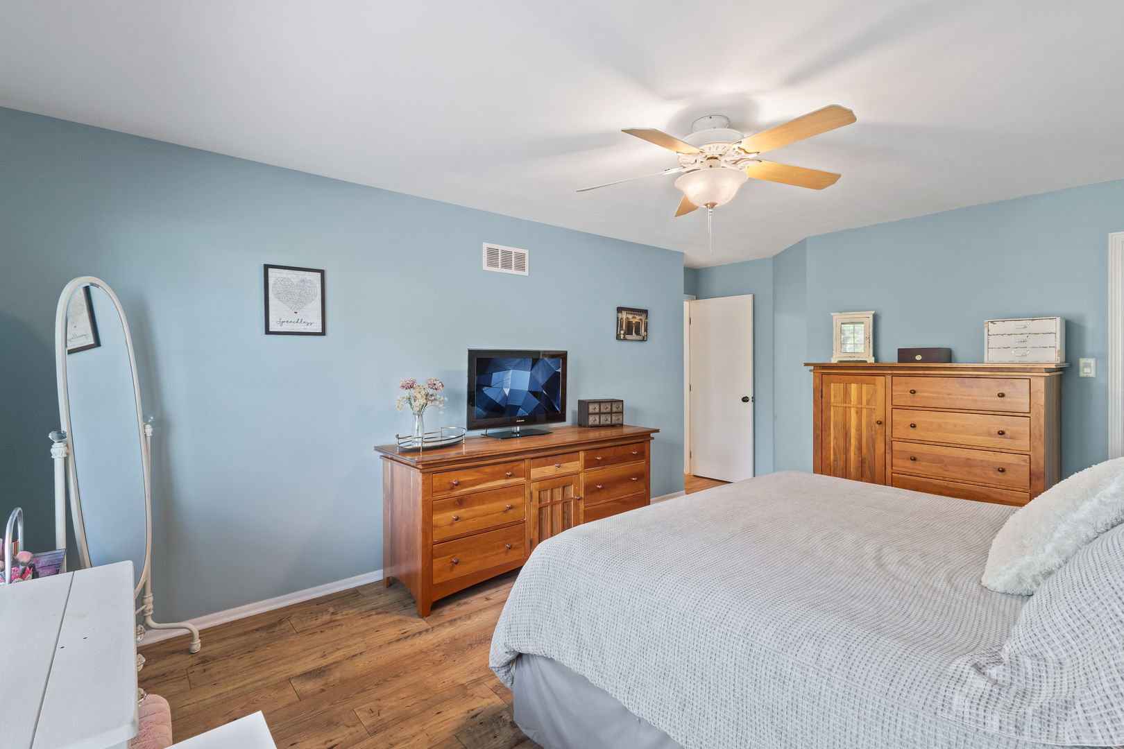 9702 Chelsea Place, Mokena, IL 60448