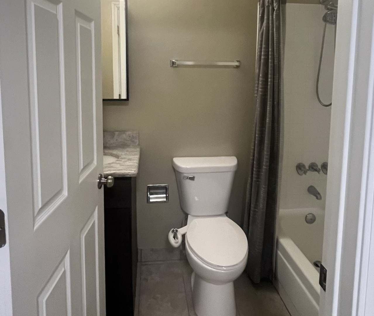 7410 Brookdale Drive #4-207, Darien, IL 60561