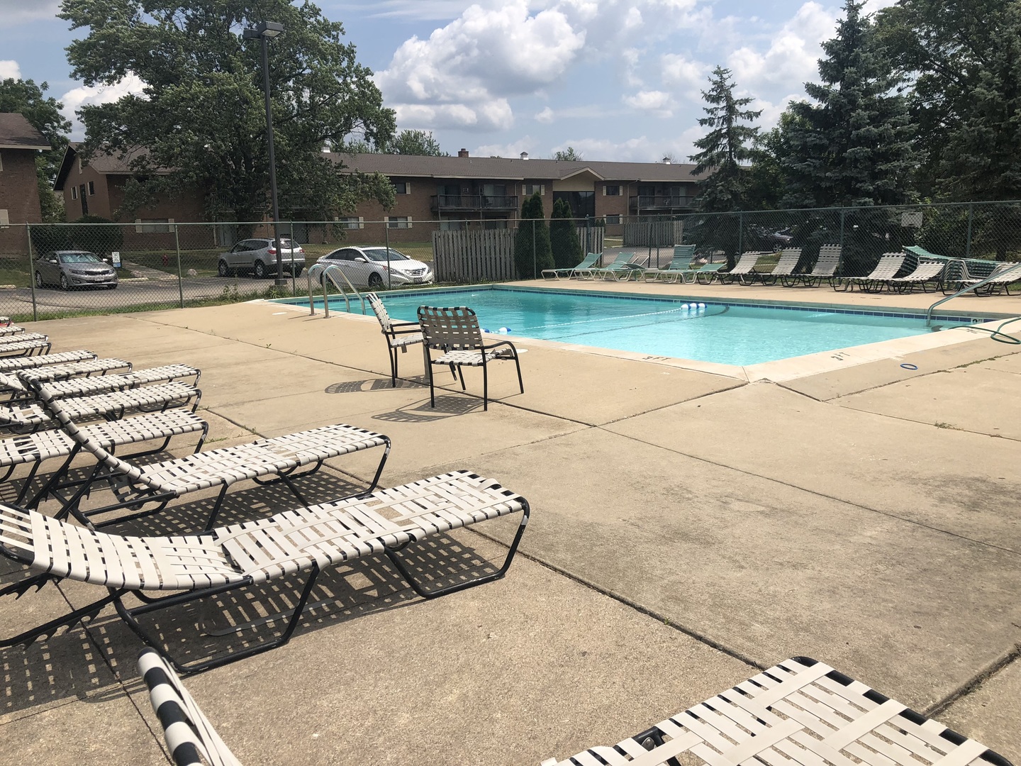 7410 Brookdale Drive #4-207, Darien, IL 60561