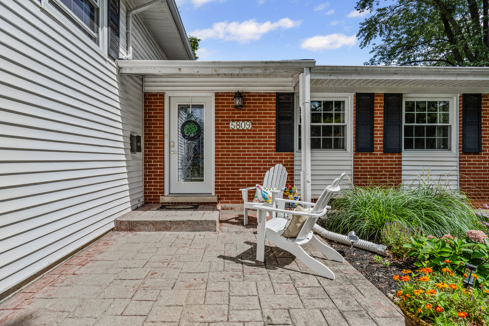 5809 Clover Drive, Lisle, IL 60532
