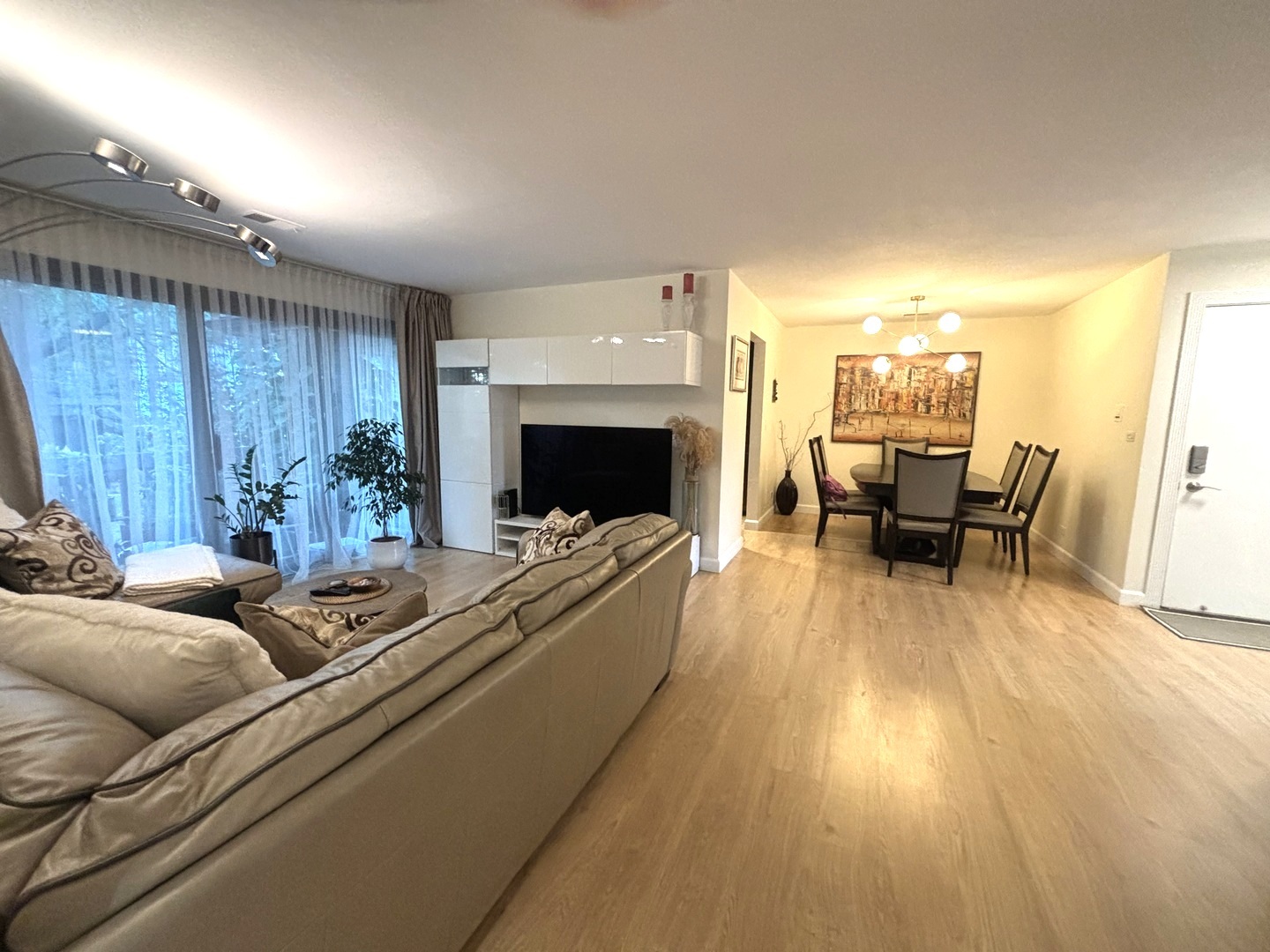 9061 Somerset Court #16, Orland Park, IL 60462