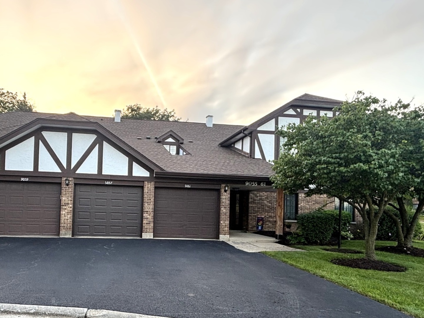 9061 Somerset Court #16, Orland Park, IL 60462