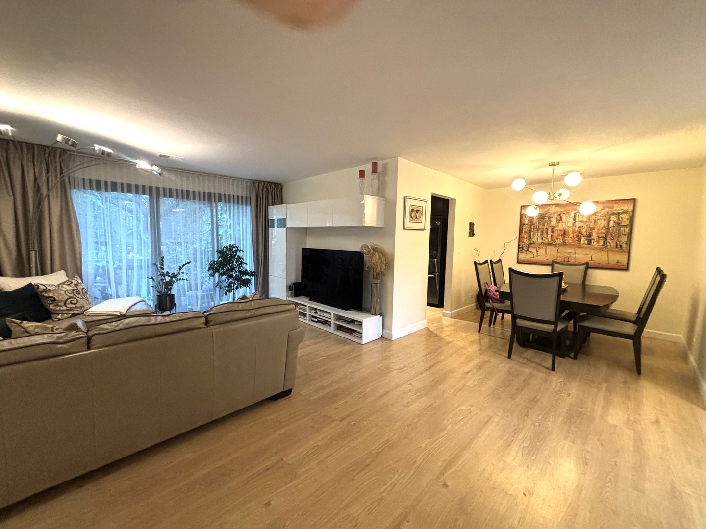 9061 Somerset Court #16, Orland Park, IL 60462