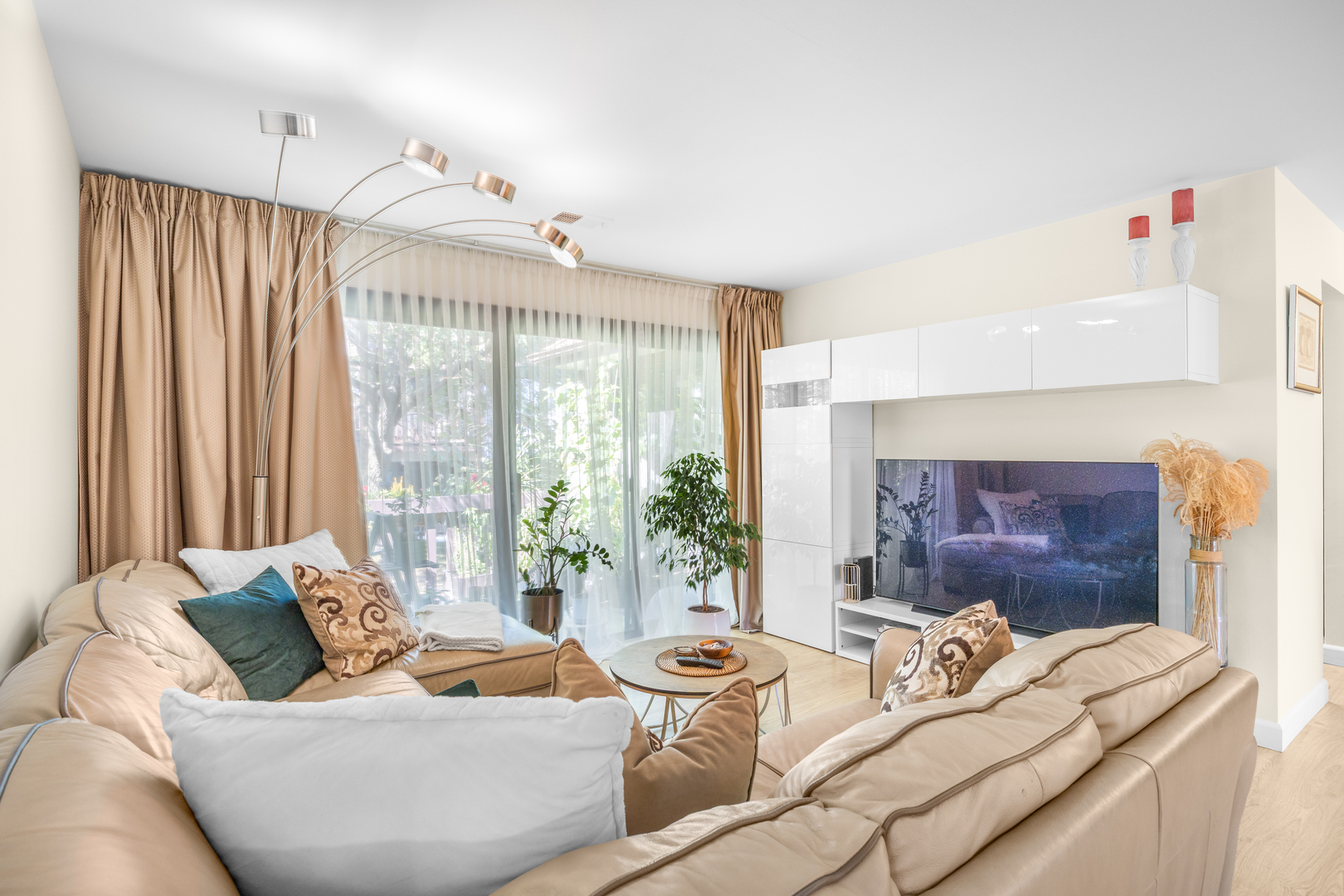 9061 Somerset Court #16, Orland Park, IL 60462