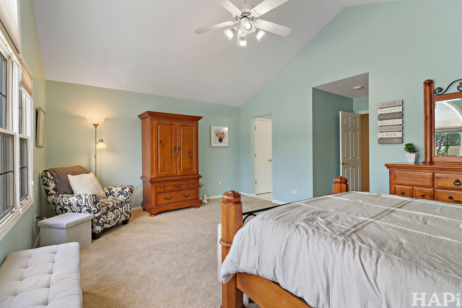 1535 W Ethans Glen Drive, Palatine, IL 60067