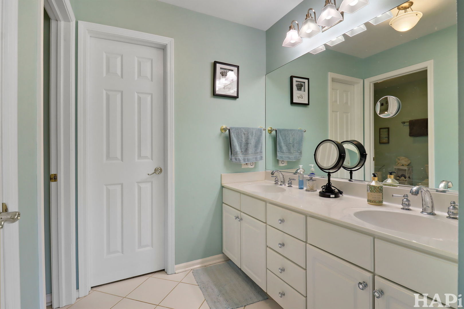 1535 W Ethans Glen Drive, Palatine, IL 60067